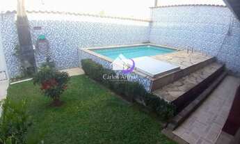 Imagem 6: Sobrado para venda possui 240 metros quadrados com 7 quartos em Tupy - Itanhaém - SP