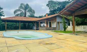 Imagem 2: Casa linda com 4 suítes no Condomínio Solar das Palmeiras