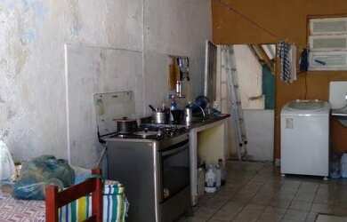 Imagem 6: CASA COM 15M DE FRENTE EM LOCAL COMERCIAL NO CORUMBÁ