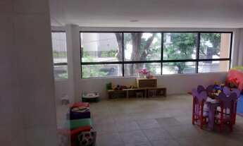 Imagem 7: No melhor trecho do Espinheiro - Nascente e andar alto - 140 mts - 03 Quartos com 01 Suíte