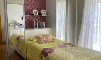 Imagem 2: Casa de condomínio sobrado para venda tem 300 metros quadrados com 4 quartos