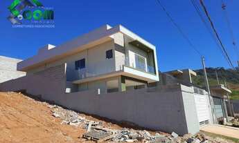 Imagem: Casa a venda com 3 dormitórios sendo 1