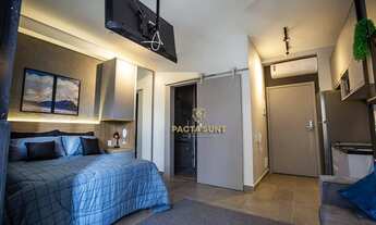 Imagem 2: Studio mobiliado com 1 dormitório, sala, cozinha, banheiro, varanda, à venda, 28 m² por R