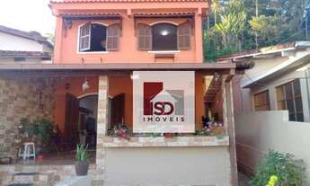 Imagem: Casa com 3 quartos, sendo 1 suíte