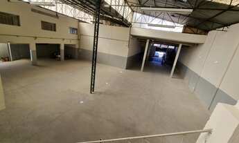 Imagem 4: Galpão/Depósito/Armazém para aluguel possui 750 metros quadrados com 3 quartos