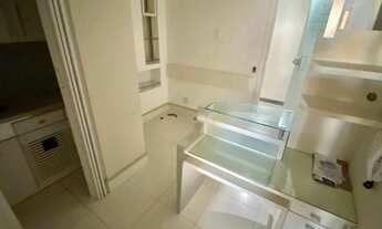 Imagem 5: Sala comercial na Av. Reta da Penha, Praia do Canto, frente, sol manhã