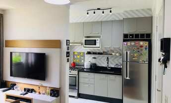 Imagem 2: Apartamento 2 dormitórios, cozinha com armários planejados, banheiro com box de vidro