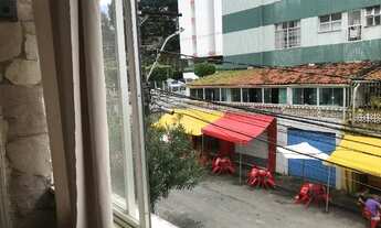 Imagem 3: Barra : Quartos individuais para moças com referências