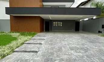 Imagem 2: Casa de condomínio sobrado para venda possui 313 metros quadrados com 4 quartos