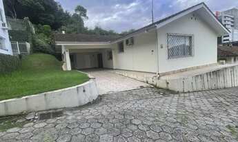 Imagem 4: Casa para fins Comerciais. Ótima localização no Centro, próximo ao Shopping Neumarkt