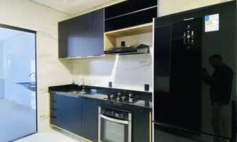 Imagem 2: DISPONIVEL A VENDA . Casa com 3 qrts. Semi mobiliada