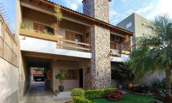 Imagem: CANOAS - Casa Padrão - Niterói