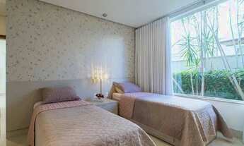 Imagem 7: Casa para venda possui 280 metros quadrados com 3 quartos em Alto de Pinheiros - São Paulo