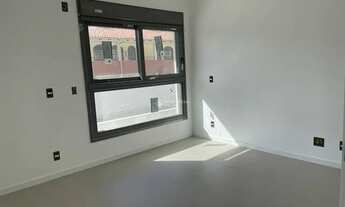 Imagem 3: FLORIANóPOLIS - Apartamento Padrão - Morro das Pedras