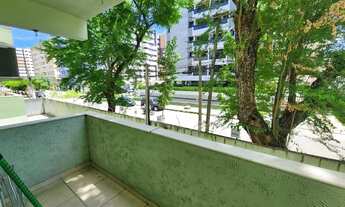 Imagem 2: Apartamento para venda tem 80 metros quadrados com 3 quartos em Ponta Verde - Maceió - AL