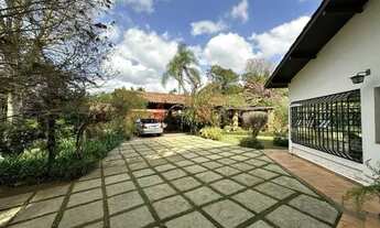 Imagem 7: Casa Térrea 311 m² - 3 dorms / 1 suíte + edícula. Piscina, gourmet, lindo jardim. PORTEIRA