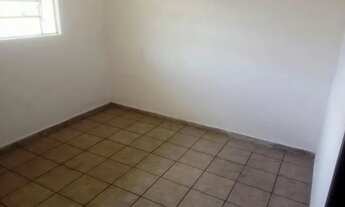 Imagem 7: Edícula com 1 dormitório para alugar, por R$ 700/mês - Jardim São Francisco de Assis - Lon