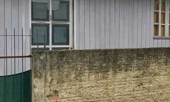 Imagem: Vendo terreno com sasa de madeira