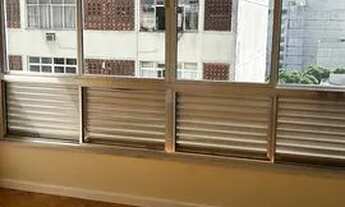 Imagem 2: Apartamento para aluguel com 75 metros quadrados com 2 quartos em Copacabana - Rio de Jane