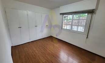 Imagem 7: Apartamento espaçoso com 3 dormitórios e aquecimento a gás, em localização estratégica do