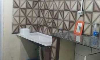 Imagem: Kitnet quarto,sala pequena, cozinha e banheiro