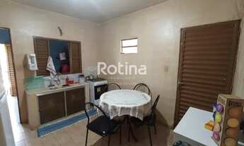 Imagem 4: Casa à venda, 2 quartos, 2 vagas, Jardim das Palmeiras - Uberlândia/MG - R$ 315.000,00