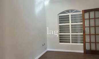 Imagem 7: Casa de rua em bairro tranquilo com jardim!!