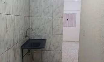 Imagem 6: Casa de condomínio para aluguel possui 30 metros quadrados com 2 quartos