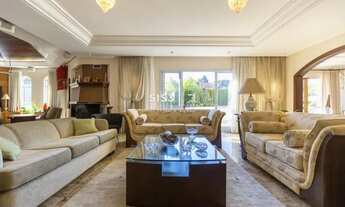 Imagem 6: Casa estilo californiano com 798m² privativos no Santo Inácio, perto do Parque Barigui