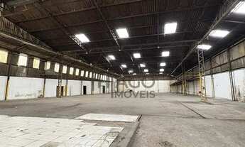 Imagem 2: Excelente Galpão Comercial de 1890 m² na Vila Ema, com galpão amplo e escritórios nos alto
