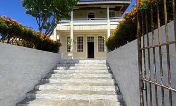 Imagem: Casarão em frente ao mar em mar grande
