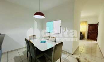 Imagem 3: Casa residencial disponível para venda no bairro Jardim Inconfidência em Uberlândia-MG