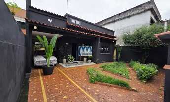 Imagem 2: Casa linear, junto rua da caminhada, próxima ao College