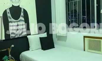 Imagem 6: VENDA - EM FRENTE AO COLÉGIO MILITAR - 3 QUARTOS - DEPENDENCIAS COMPLETAS - 2 VAGAS - INFR