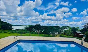 Imagem: Aluguel anual casa condomínio fechado