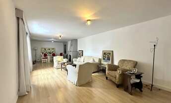 Imagem 5: Casa Térrea com Ático e 5 Quartos para Venda no Bairro Seminário Curitiba