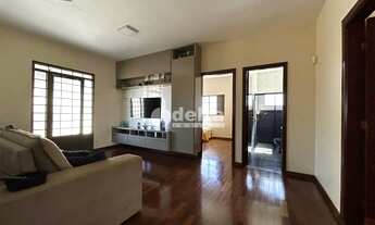 Imagem 3: Casa residencial com 4 quartos sendo 1 suíte disponível para locação e venda no bairro San