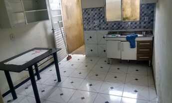 Imagem 4: Casa com térreno toda lagiada terreno com uma parte já na Lage