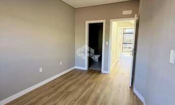 Imagem 2: Geminado com 3 Quartos , 3 Suítes e 2 vagas de garagem