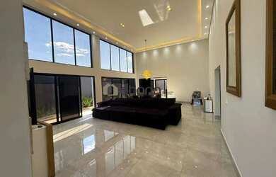 Imagem: Casa à venda, 4 quartos, 4 suítes, Jockey