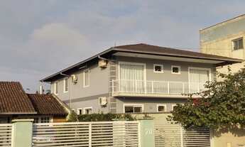 Imagem: Sobrado residencial com 6 dormitórios à