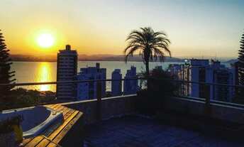 Imagem: Casa com 4 dormitórios à venda - Agronômica