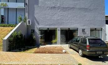 Imagem 7: Sala com contrato de locação