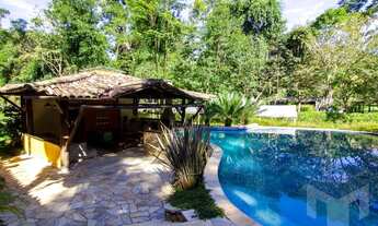 Imagem 2: Propriedade encantadora que oferece conforto e tranquilidade