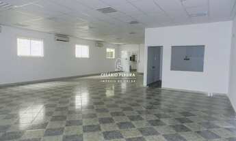 Imagem 7: Casa para aluguel possui 293 metros quadrados com 10 quartos em Água Verde - Curitiba - PR