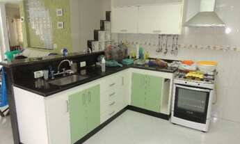 Imagem 7: Venha morar no paraíso, numa bela casa triplex com muito verde e conforto!