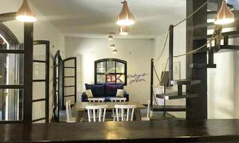 Imagem: Casa com 6 dormitórios à venda, 260 m²