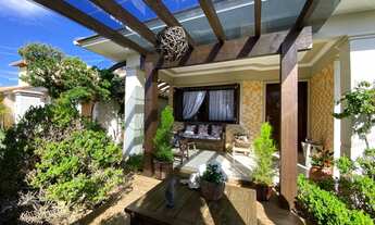 Imagem 4: Residência de alto padrão a 50m da praia