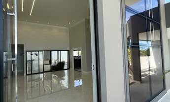 Imagem 7: Imóvel com fino acabamento dentro de condomínio na Pontinha