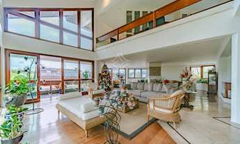 Imagem 6: Casa clássica à venda no Alphaville Residencial Zero com 4 suítes